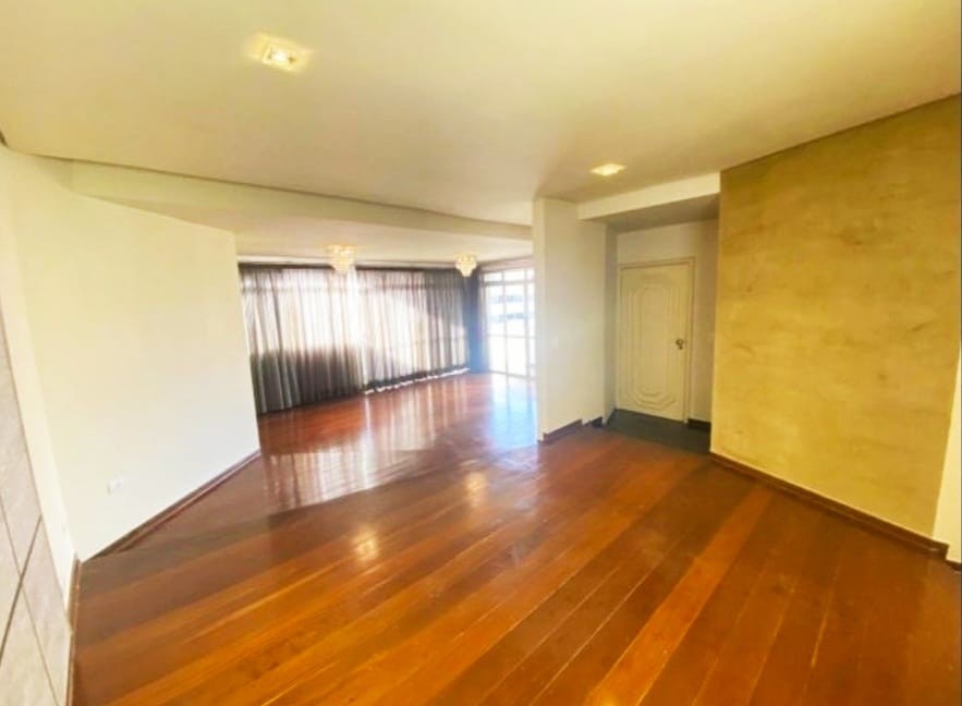 Apartamento para venda no Centro em Londrina com 467m² por R$ 1.700.000,00