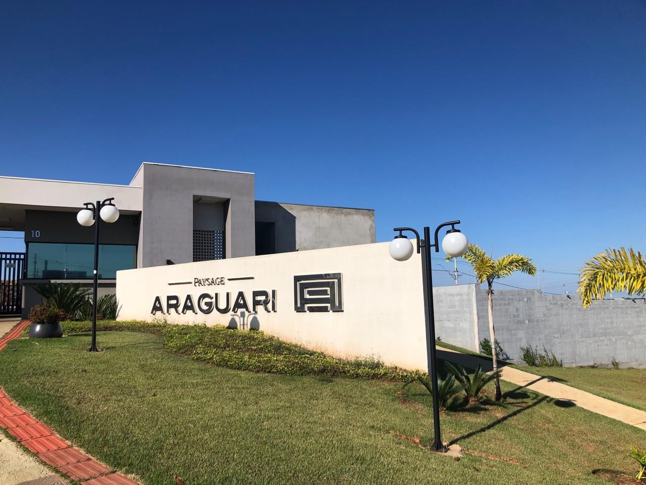 Terreno para venda no Jardim Morumbi em Londrina com 0m² por R$ 290.000,00