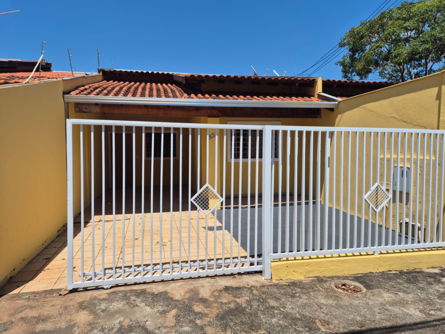 Casa para venda no San Fernando em Londrina com 99,76m² por R$ 300.000,00