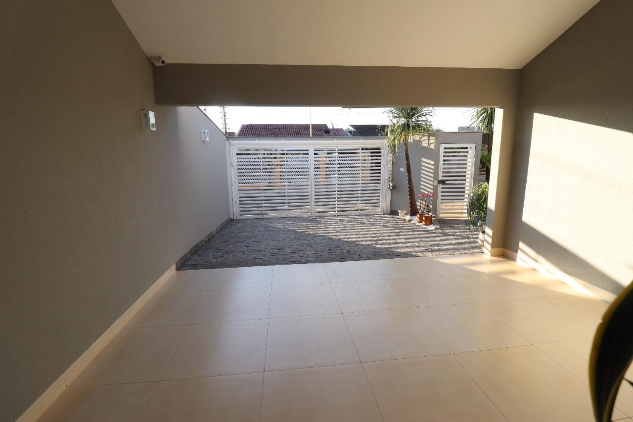 Casa para venda no Jardim Neman Sahyun em Londrina com 150m² por R$ 650.000,00