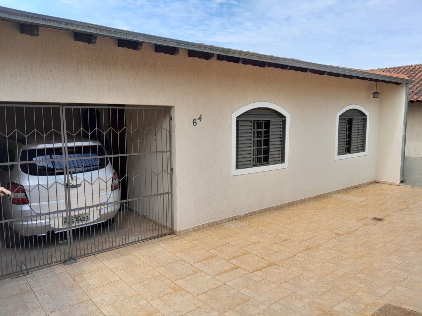 Casa para venda no Vila Rica em Londrina com 180m² por R$ 340.000,00