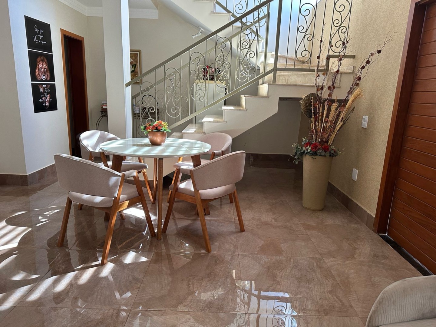 Casa para venda no Centro em Cornelio Procopio com 400m² por R$ 950.000,00