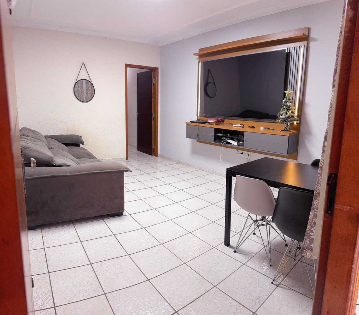 Casa para venda no Jardim Continental em Londrina com 70m² por R$ 300.000,00