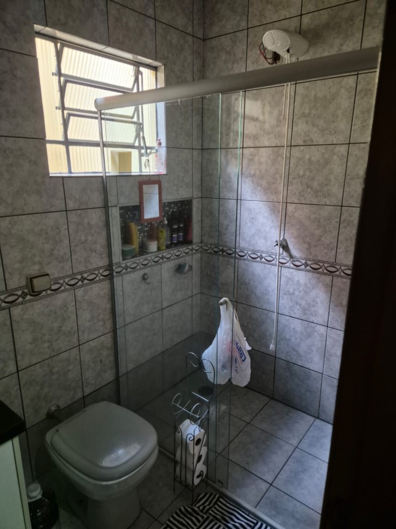 Casa para venda no Jardim Oguido em Londrina com 78,5m² por R$ 300.000,00