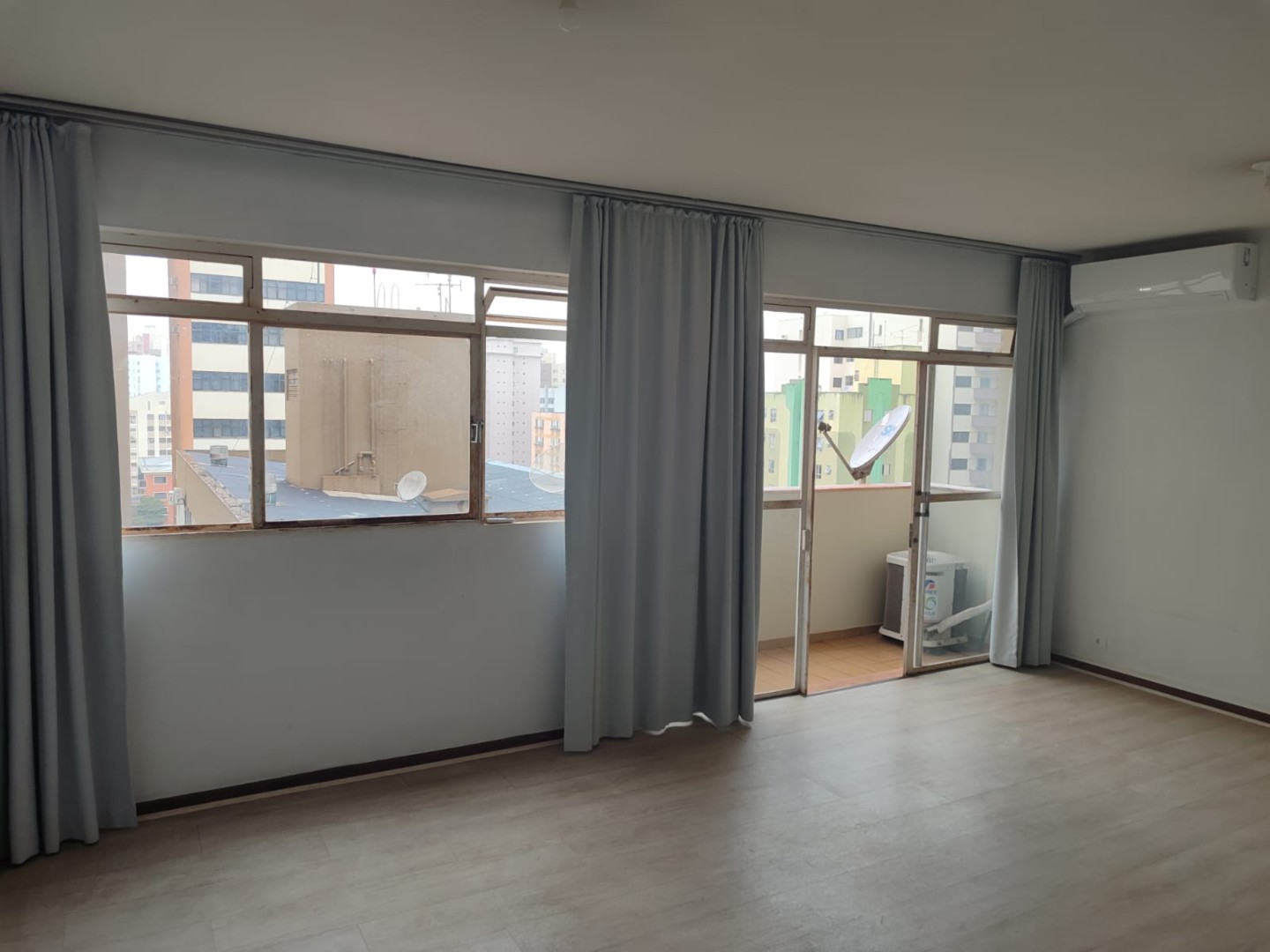 Apartamento para venda no Centro em Londrina com 123m² por R$ 390.000,00