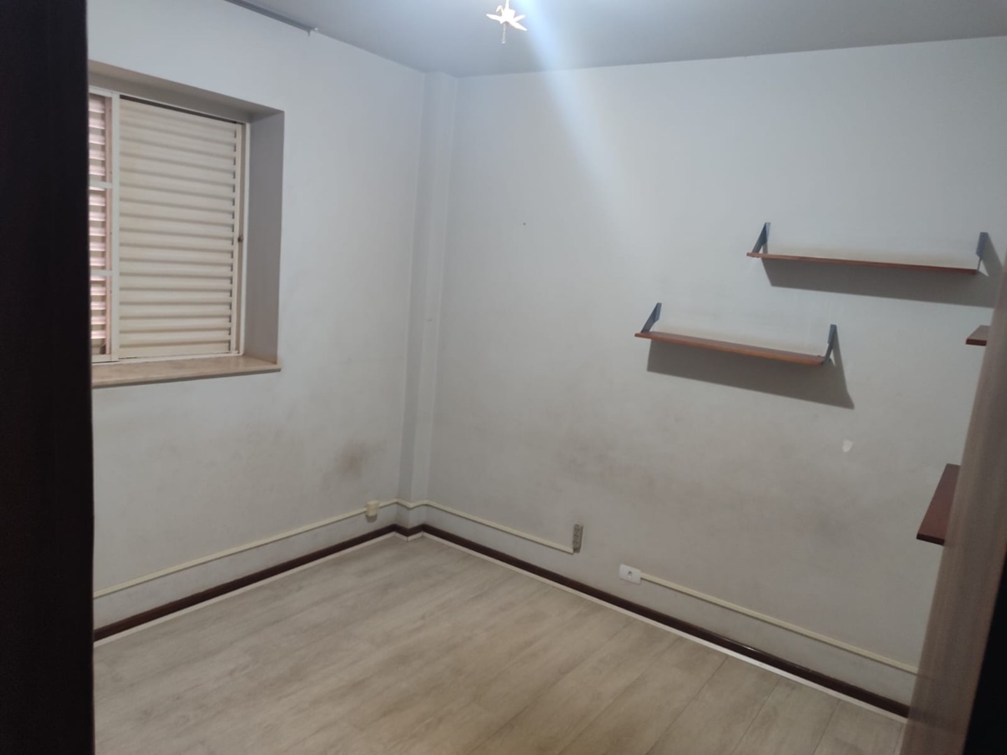 Apartamento para venda no Centro em Londrina com 123m² por R$ 390.000,00