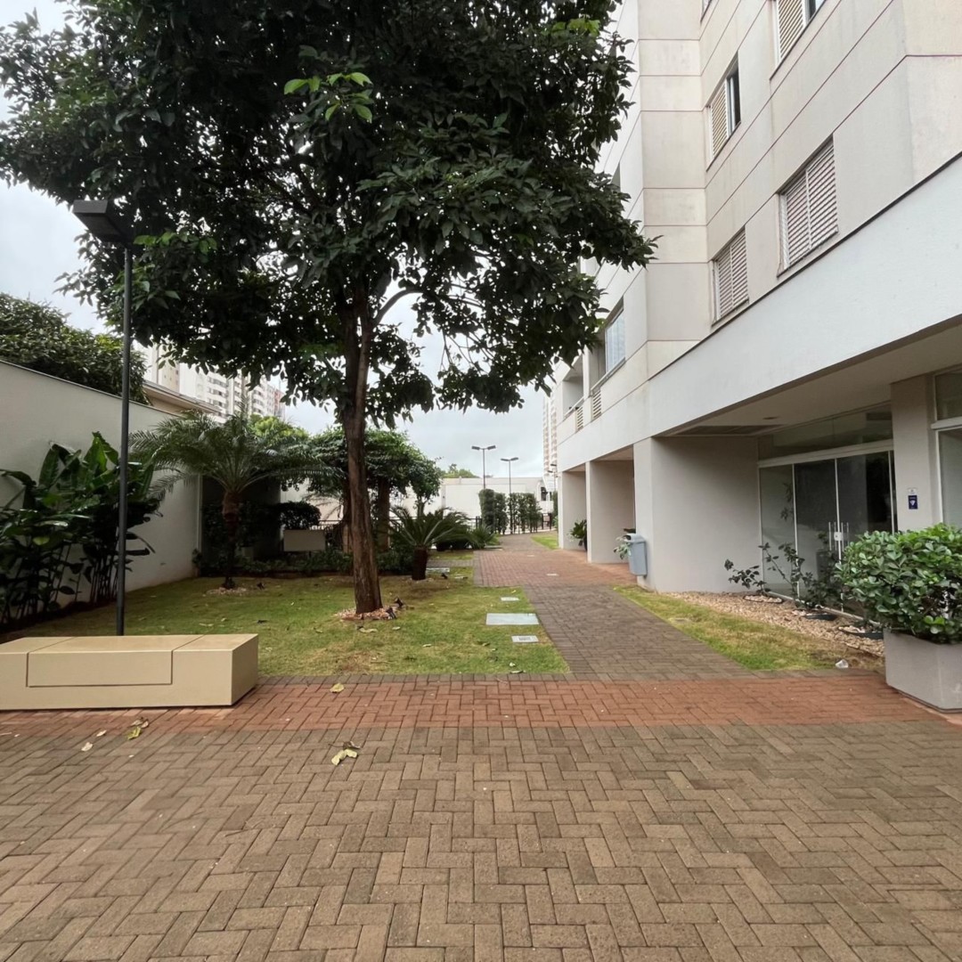 Apartamento para venda no Aurora em Londrina com 77m² por R$ 530.000,00