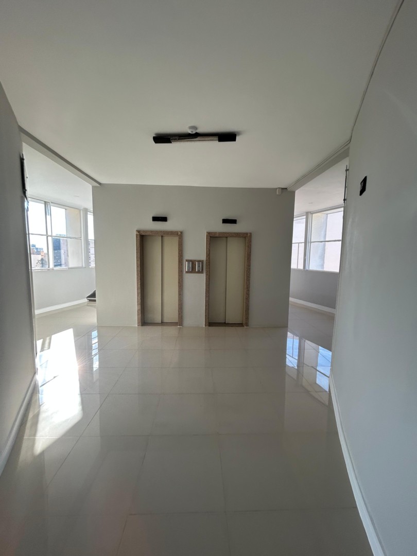 Sala Comercial para venda no Centro em Londrina com 44m² por R$ 140.000,00
