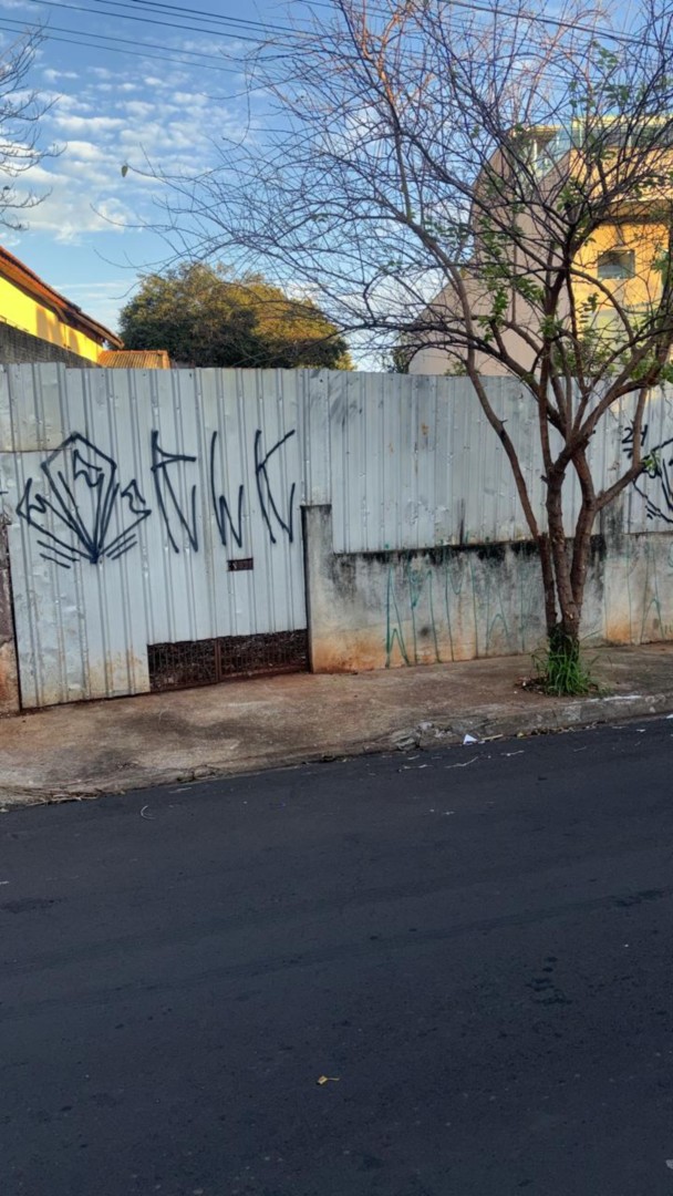 Terreno para venda no Jardim Agari em Londrina com 0m² por R$ 320.000,00