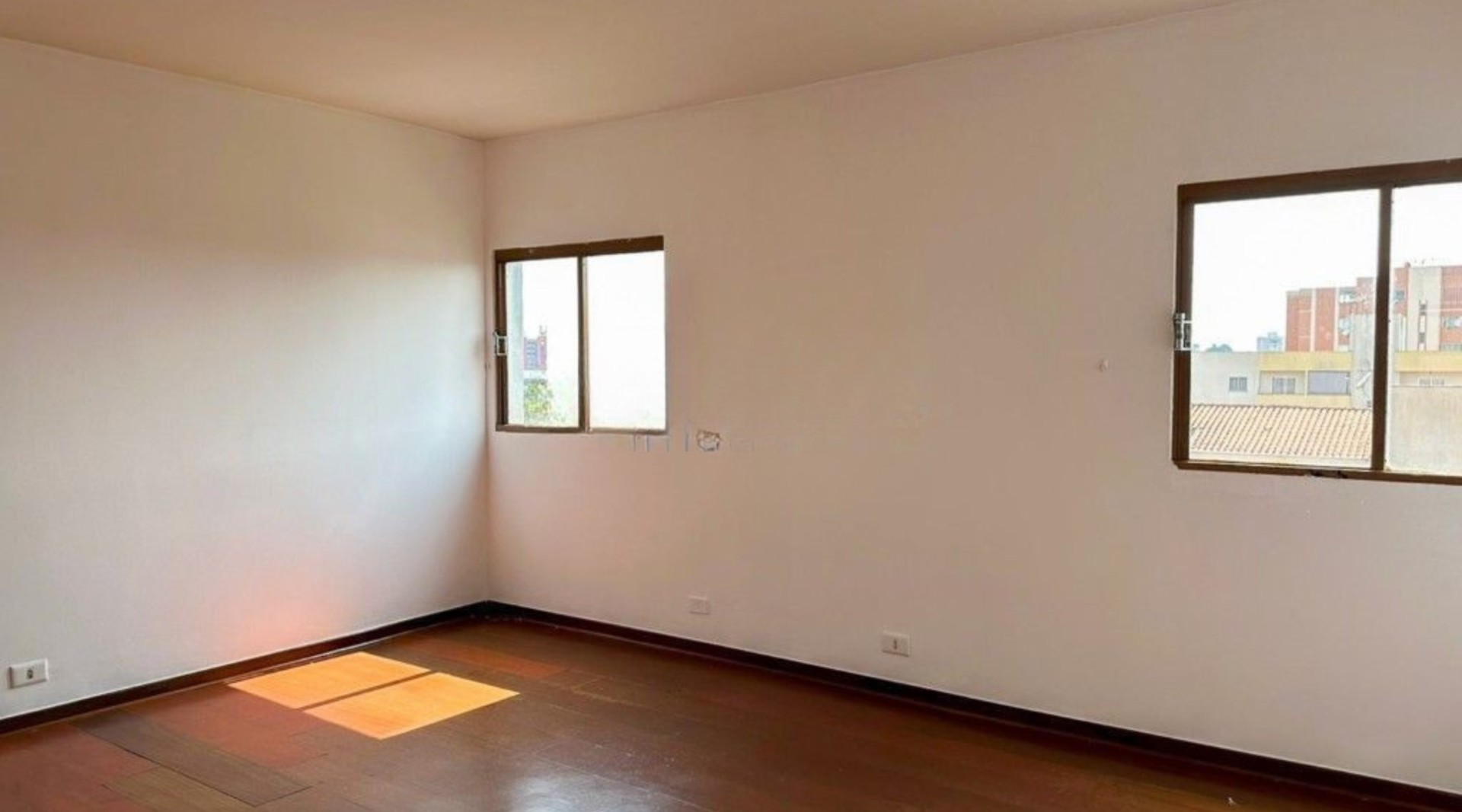 Apartamento para venda no Jardim America em Londrina com 99m² por R$ 260.000,00