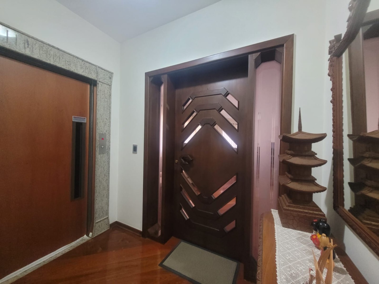 Apartamento para venda no Centro em Cambe com 224m² por R$ 1.000.000,00