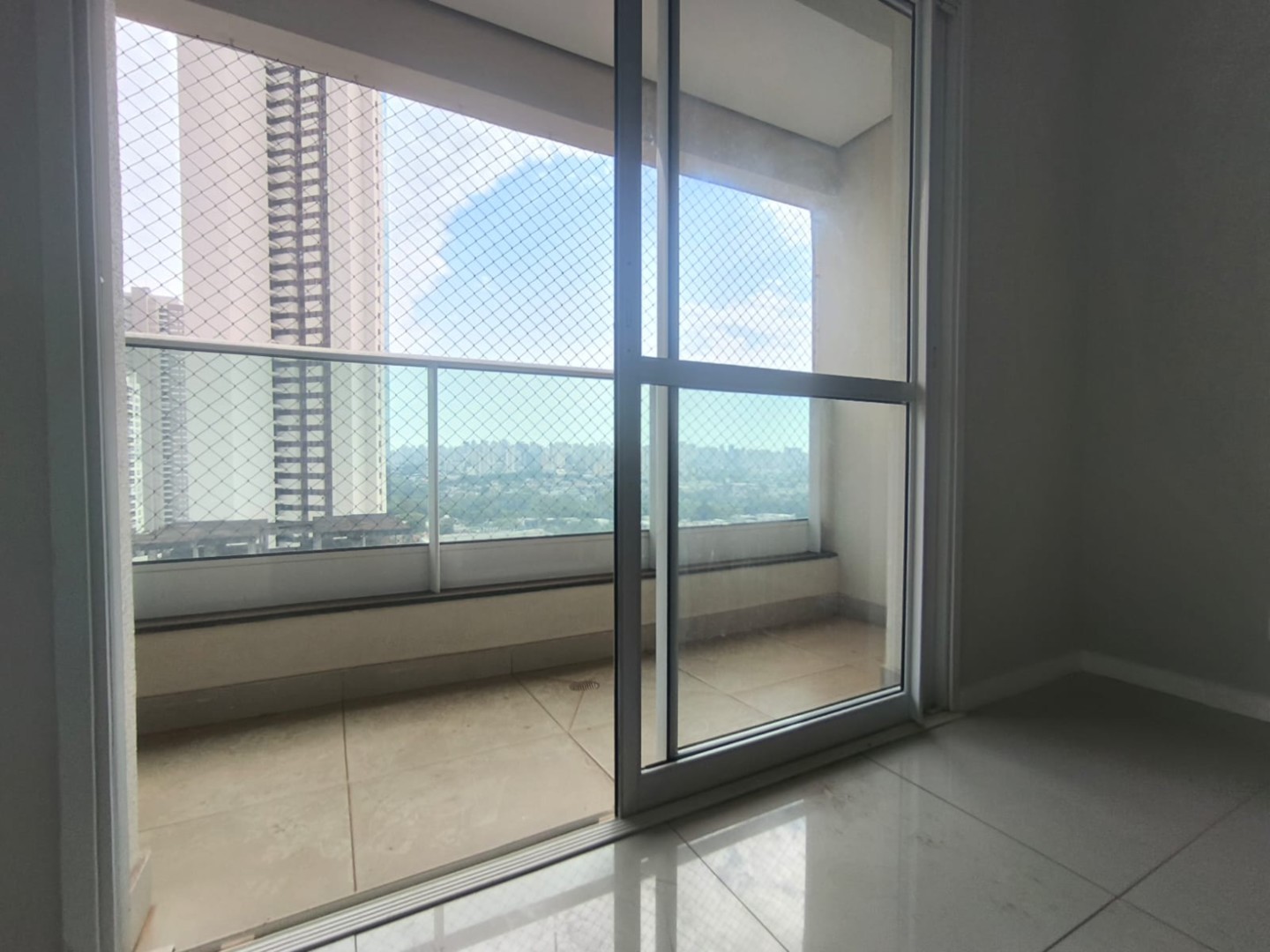 Apartamento para venda no Bela Suica em Londrina com 0m² por R$ 750.000,00