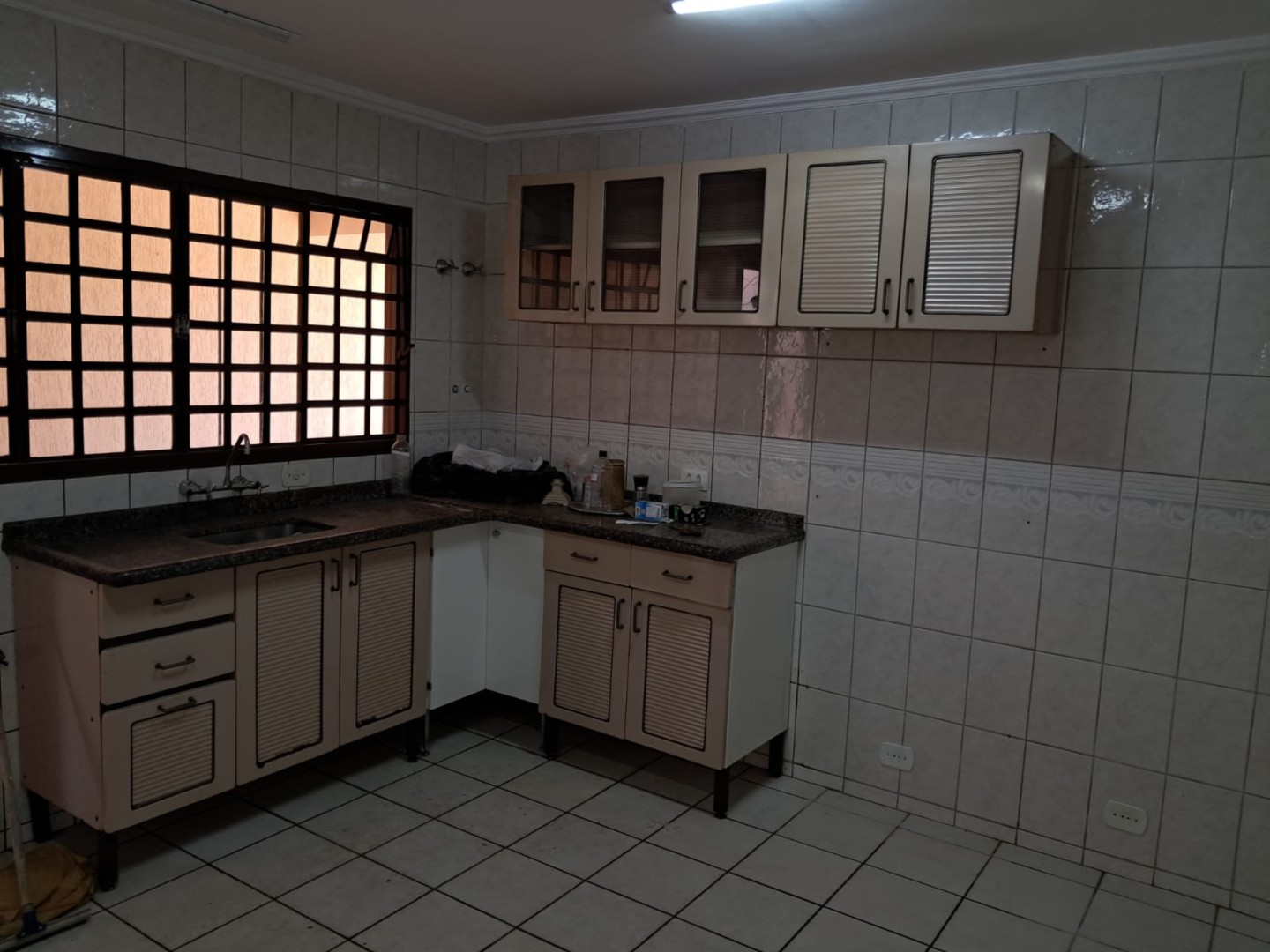 Casa para locacao no Sao Pedro em Londrina com 220m² por R$ 3.500,00