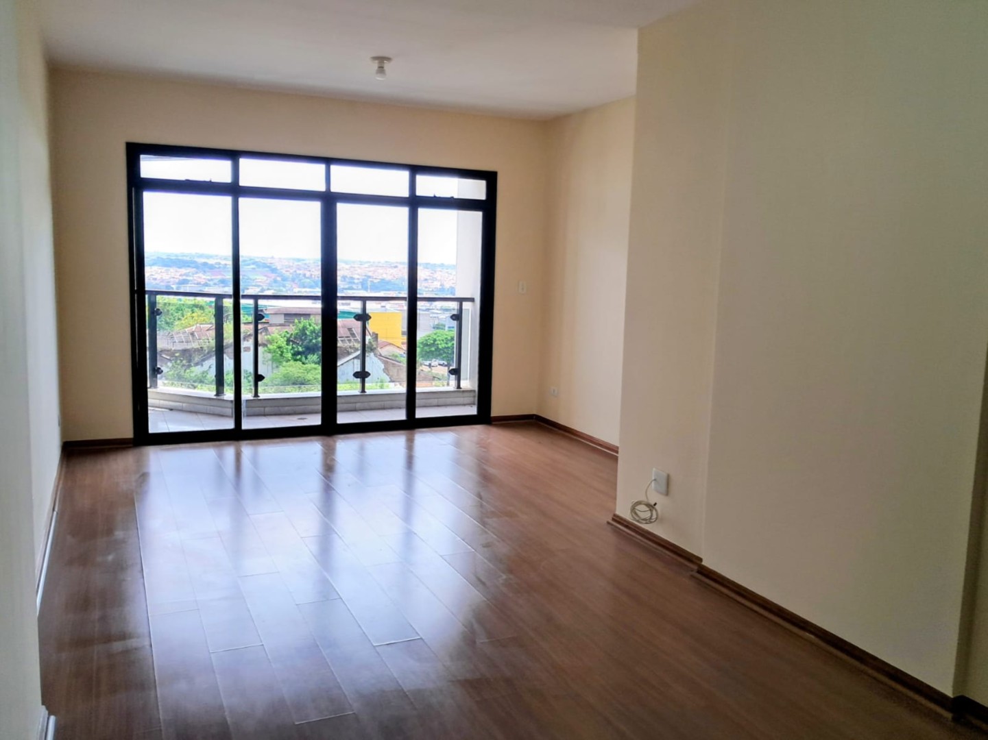 Apartamento para venda no Centro em Londrina com 138m² por R$ 460.000,00