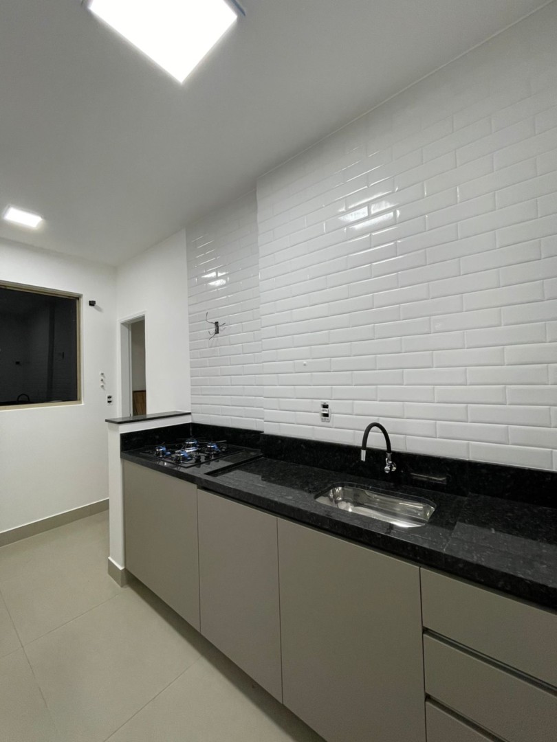 Apartamento para venda no Centro em Londrina com 75m² por R$ 360.000,00