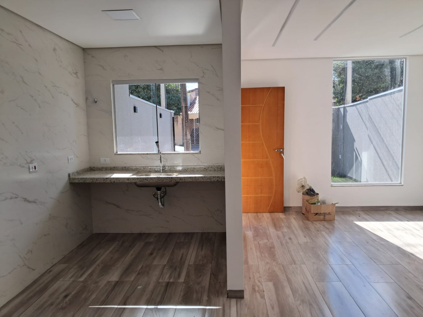 Casa para venda no California em Londrina com 118,05m² por R$ 650.000,00