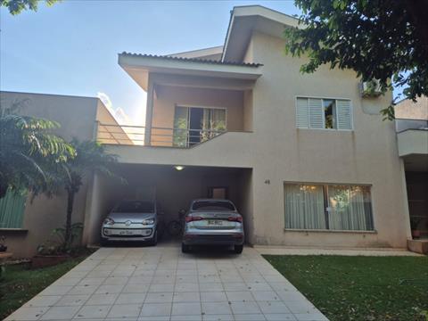 Sobrado para venda no Operaria em Londrina com 252m² por R$ 1.690.000,00