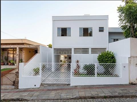 Casa para locacao no Vila Larsen 1 em Londrina com 198,45m² por R$ 3.500,00