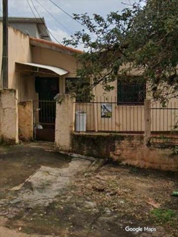 Casa para locacao no Carnascialli em Londrina com 0m² por R$ 800,00