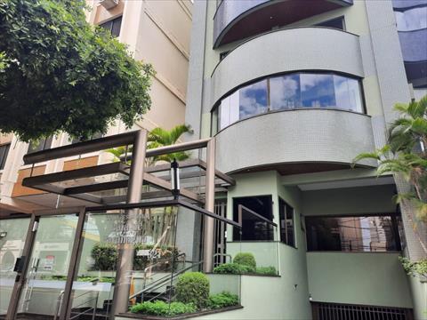 Apartamento para locacao no Centro em Londrina com 89,56m² por R$ 2.300,00