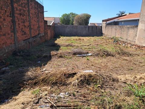 Terreno para venda no Jardim Tokio em Londrina com 302,5m² por R$ 270.000,00