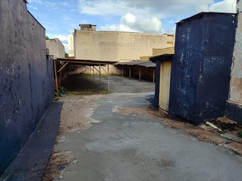 Terreno para venda no Centro em Londrina com 0m² por R$ 1.500.000,00