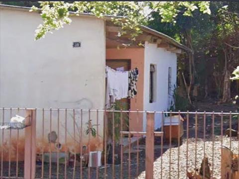 Casa para locacao no Centro em Ibipora com 0m² por R$ 750,00