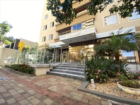 Apartamento para locacao no Centro em Londrina com 0m² por R$ 3.000,00