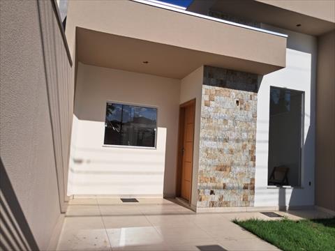 Casa para venda no California em Londrina com 118,05m² por R$ 650.000,00