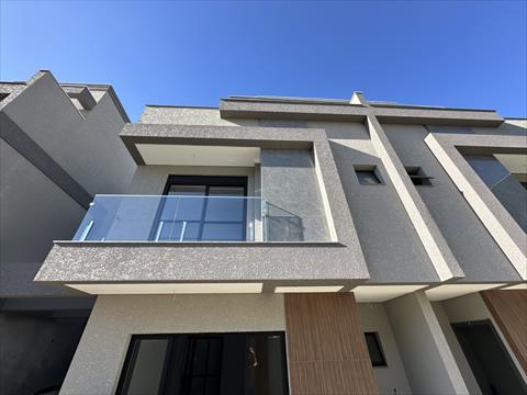 Sobrado para venda no Agua Verde em Curitiba com 192,66m² por R$ 1.007.325,00