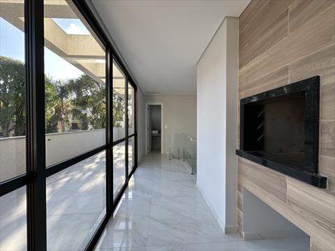 Sobrado para venda no Agua Verde em Curitiba com 246,32m² por R$ 1.279.547,50