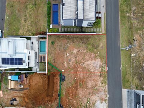 Terreno para venda no Tangua em Almirante Tamandare com 300,57m² por R$ 680.000,00