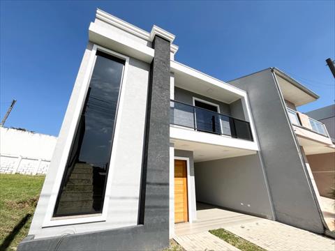Sobrado para venda no Campo de Santana em Curitiba com 141,22m² por R$ 730.000,00