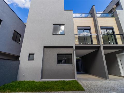 Sobrado para venda no Uberaba em Curitiba com 124,65m² por R$ 685.000,00