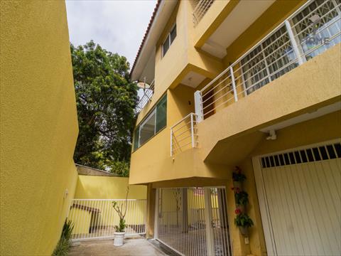 Sobrado para venda no Barreirinha em Curitiba com 177,34m² por R$ 650.000,00