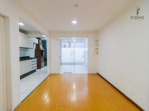 Sobrado para venda no Jardim das Americas em Curitiba com 60m² por R$ 359.000,00