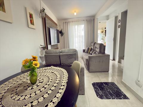 Sobrado para venda no Hauer em Curitiba com 171,58m² por R$ 514.900,00
