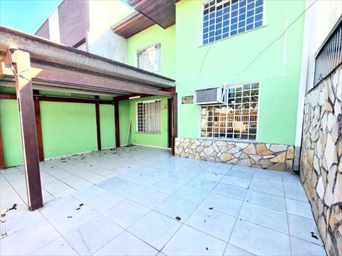 Sobrado para venda no Hauer em Curitiba com 120m² por R$ 490.000,00