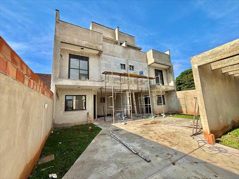Sobrado para venda no Uberaba em Curitiba com 122m² por R$ 720.000,00