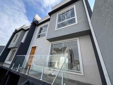 Sobrado para venda no Xaxim em Curitiba com 165m² por R$ 750.000,00