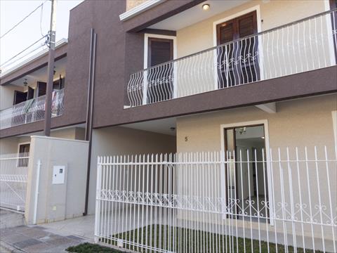 Sobrado para venda no Boqueirao em Curitiba com 135,8m² por R$ 630.000,00