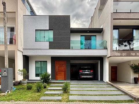 Sobrado para venda no Ina em Sao Jose dos Pinhais com 195,58m² por R$ 940.000,00