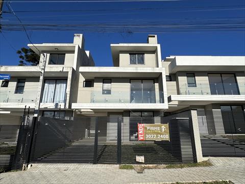 Sobrado para venda no Uberaba em Curitiba com 187m² por R$ 890.000,00