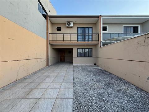 Sobrado para venda no Costeira em Sao Jose dos Pinhais com 180m² por R$ 740.000,00