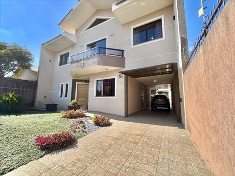 Sobrado para venda no Xaxim em Curitiba com 264m² por R$ 1.500.000,00