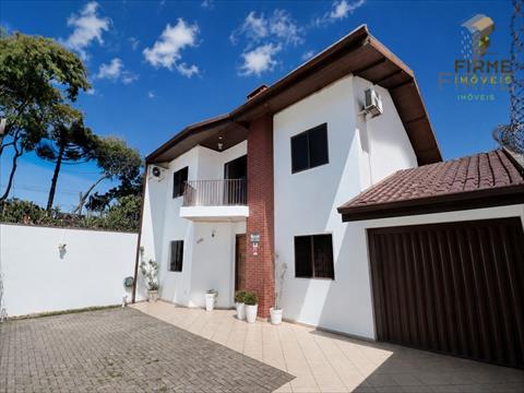 Sobrado para locacao no Boqueirao em Curitiba com 374,4m² por R$ 8.625,00