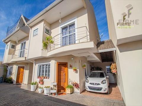 Sobrado para venda no Capao Raso em Curitiba com 97m² por R$ 665.000,00