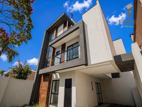 Sobrado para venda no Novo Mundo em Curitiba com 147,45m² por R$ 990.000,00