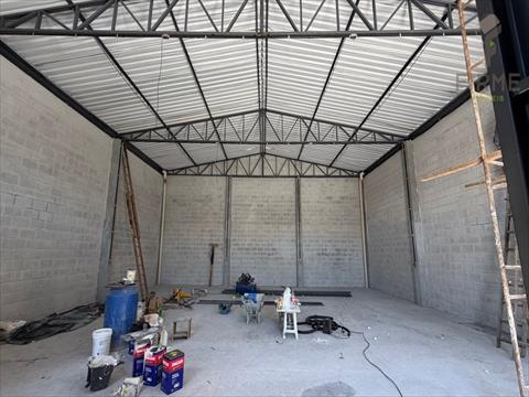 Barracão/galpão para locacao no Maria Antonieta em Pinhais com 182m² por R$ 8.750,00