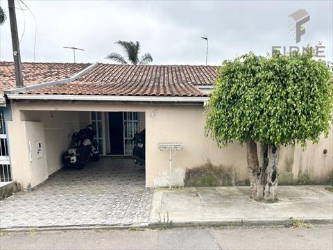 Casa para venda no Jardim Amelia em Pinhais com 136m² por R$ 480.000,00